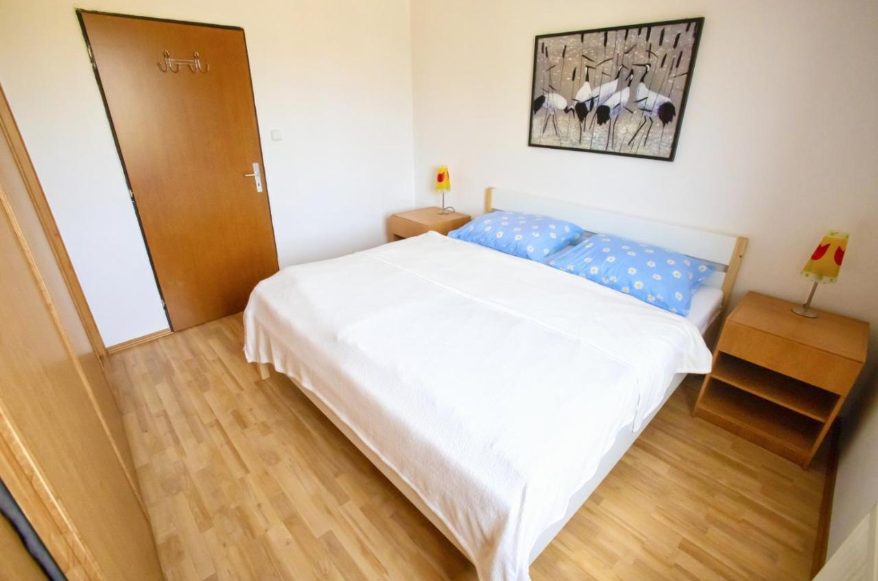 Apartman Hugo Velky Slavkov Exterior foto