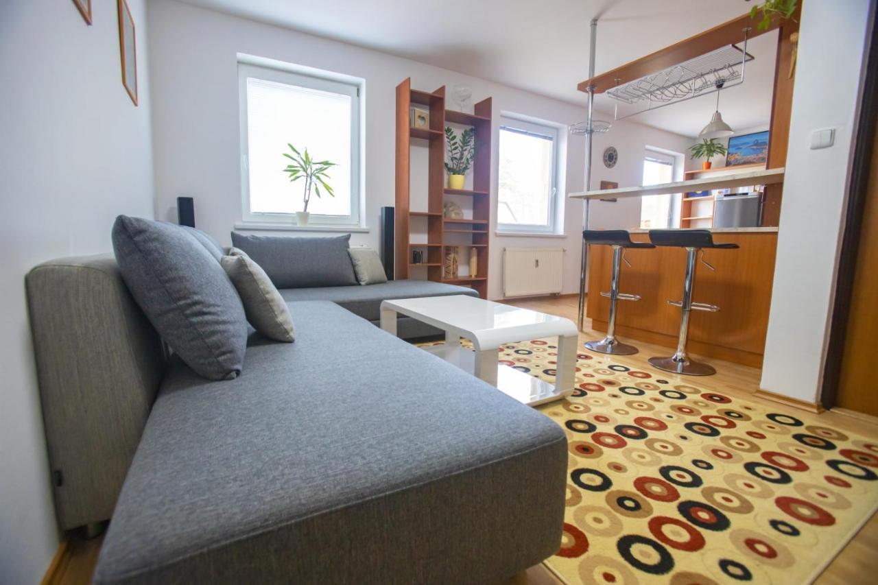 Apartman Hugo Velky Slavkov Exterior foto